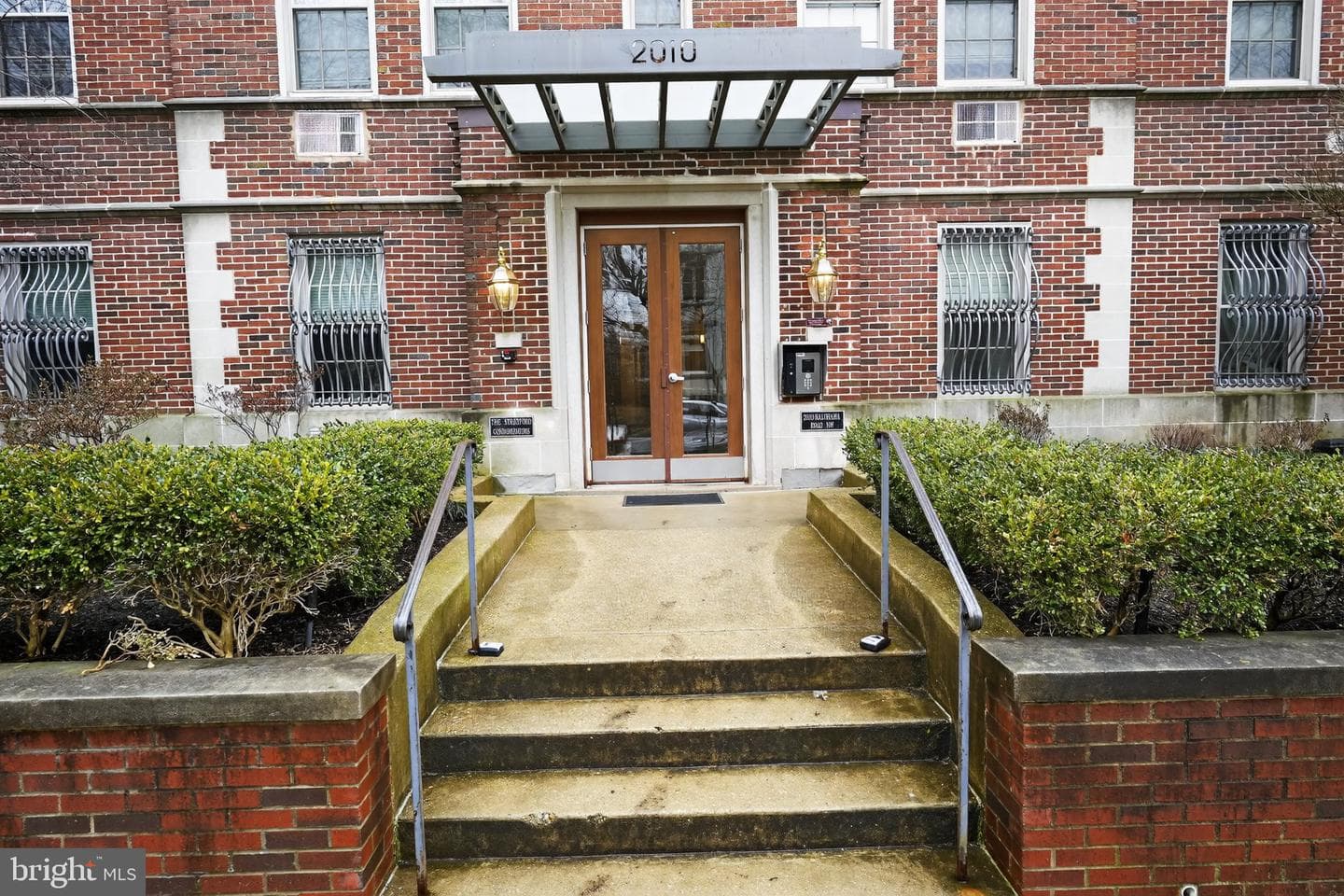 2010 Kalorama Road NW #304 photo 20