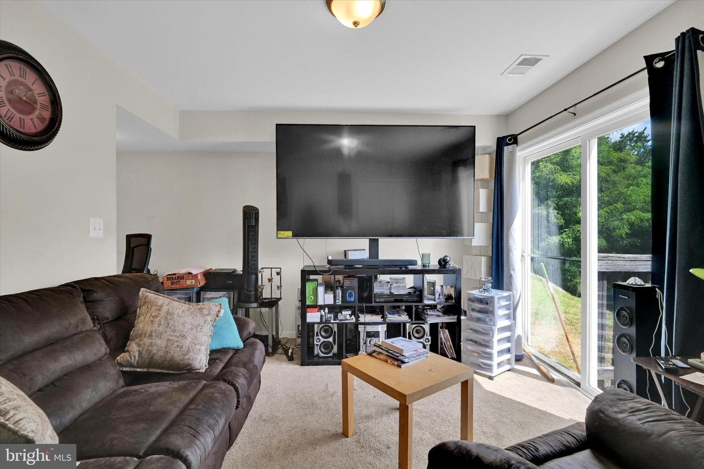 2380 Elvans Road SE photo 4