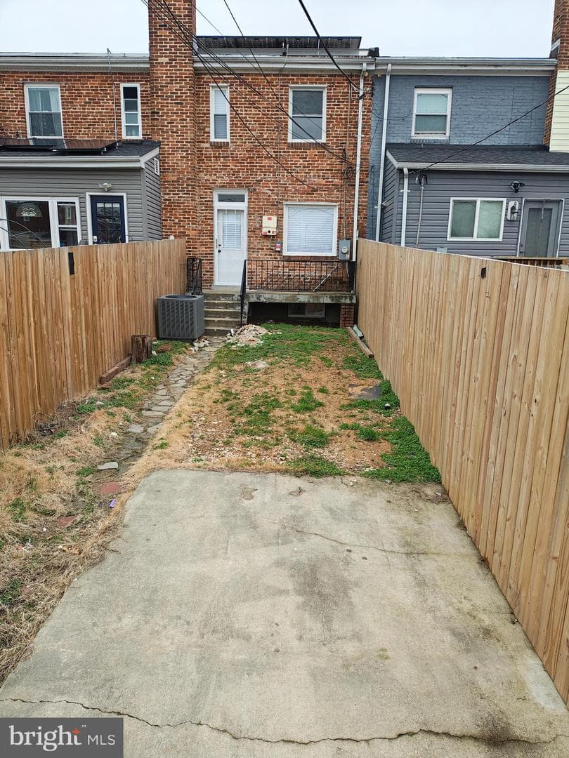 220 33rd Street NE photo 2