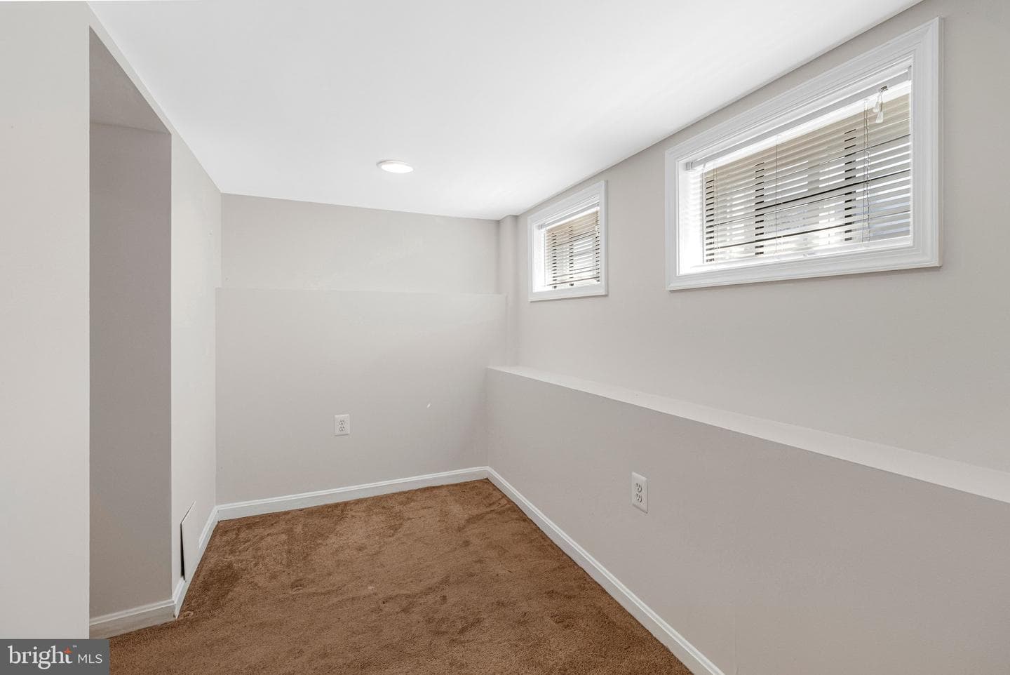 1264 Penn Street NE photo 28