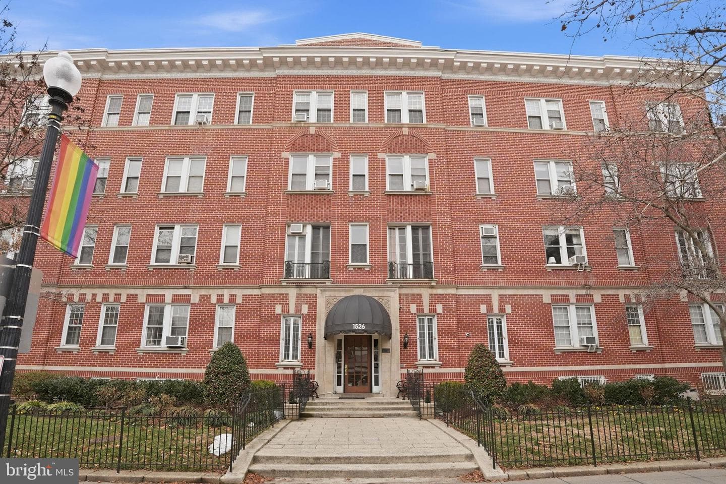 1526 17th Street NW #410 photo 2