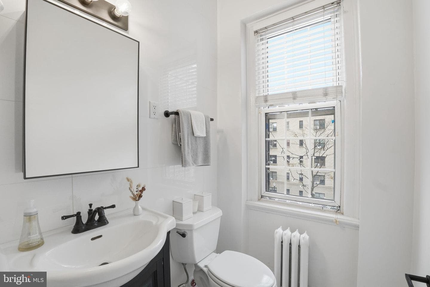 1526 17th Street NW #410 photo 20