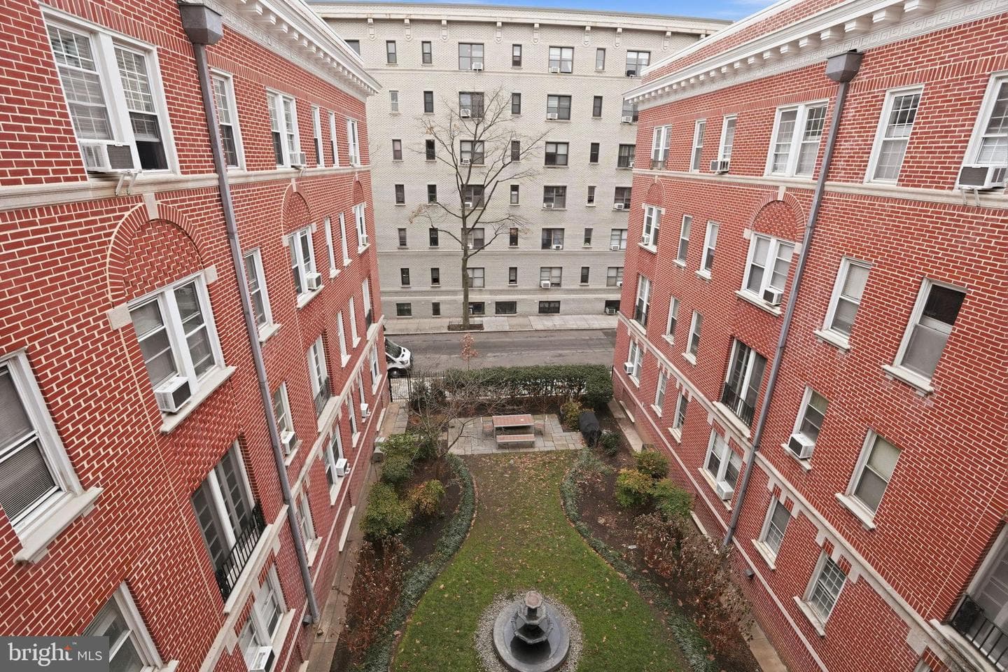 1526 17th Street NW #410 photo 23