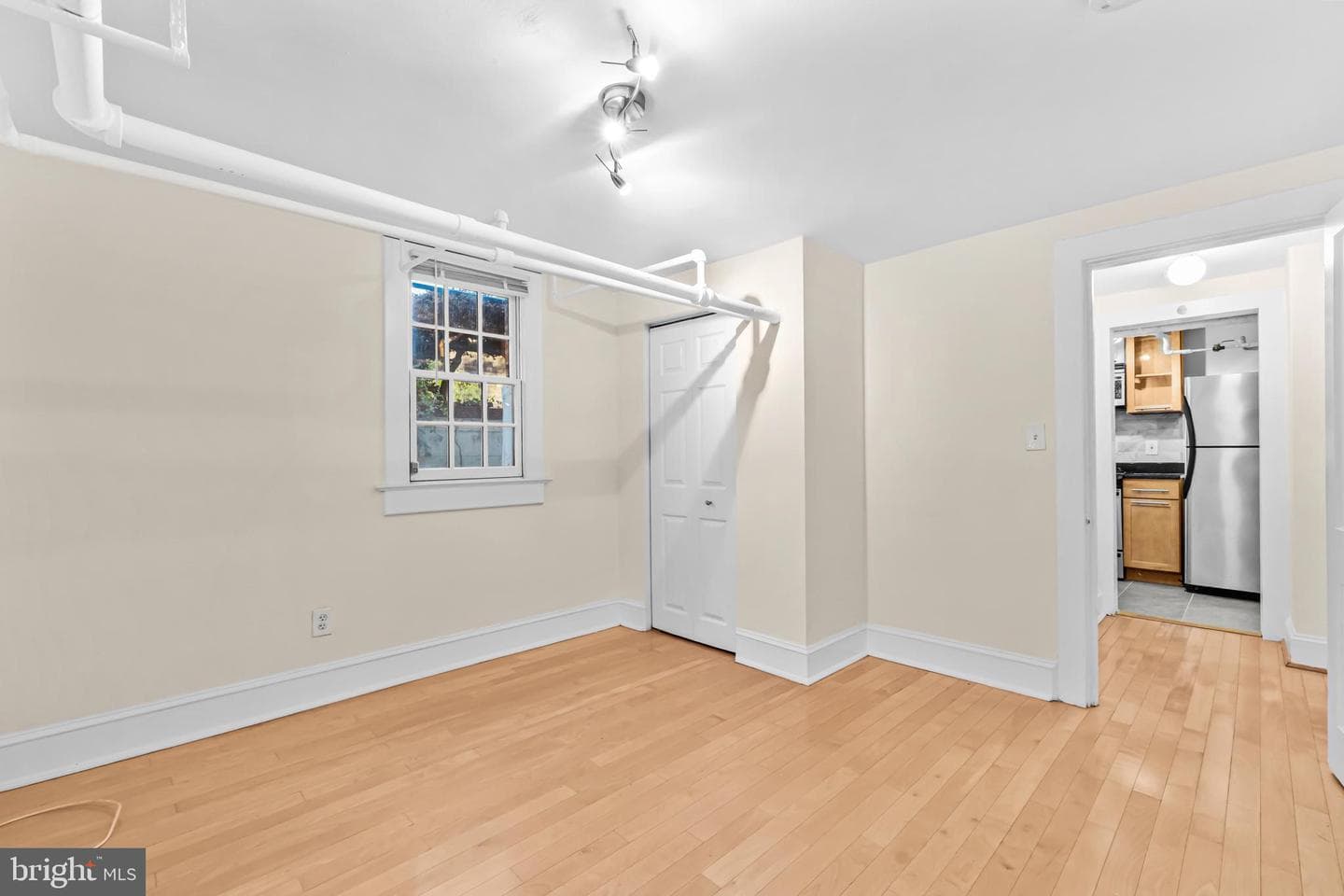 3001 Porter Street NW #100 photo 10