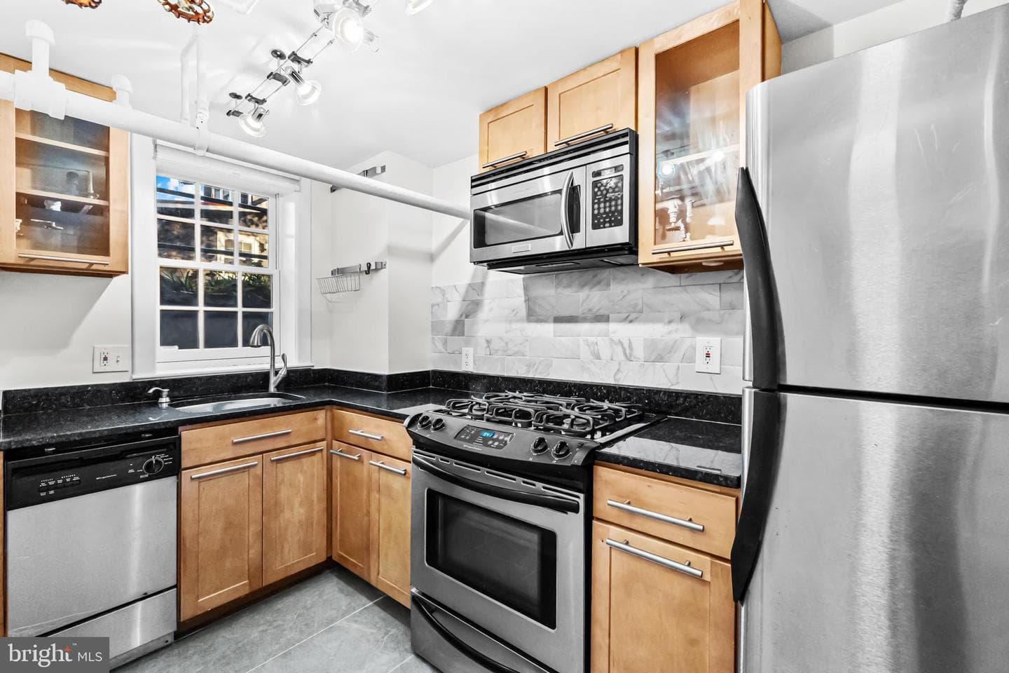 3001 Porter Street NW #100 photo 11