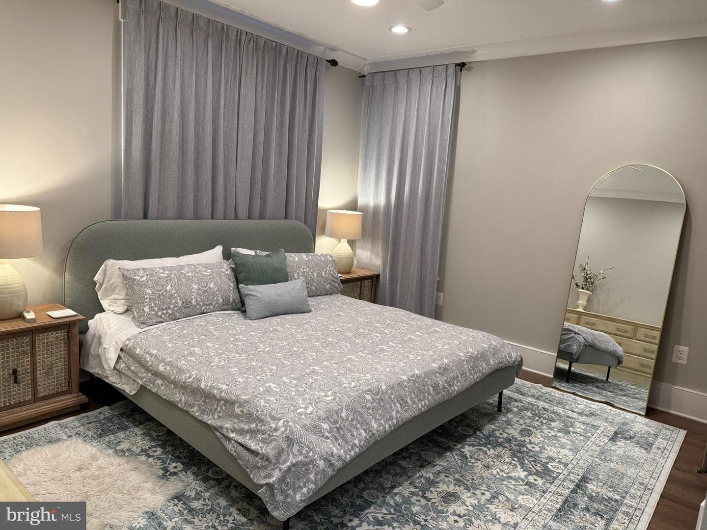 1232 I Street NE #1 photo 27