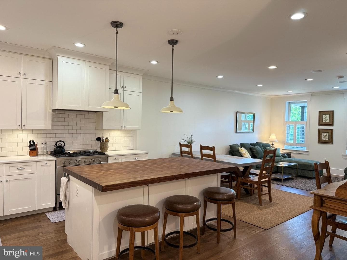 1232 I Street NE #1 photo 4