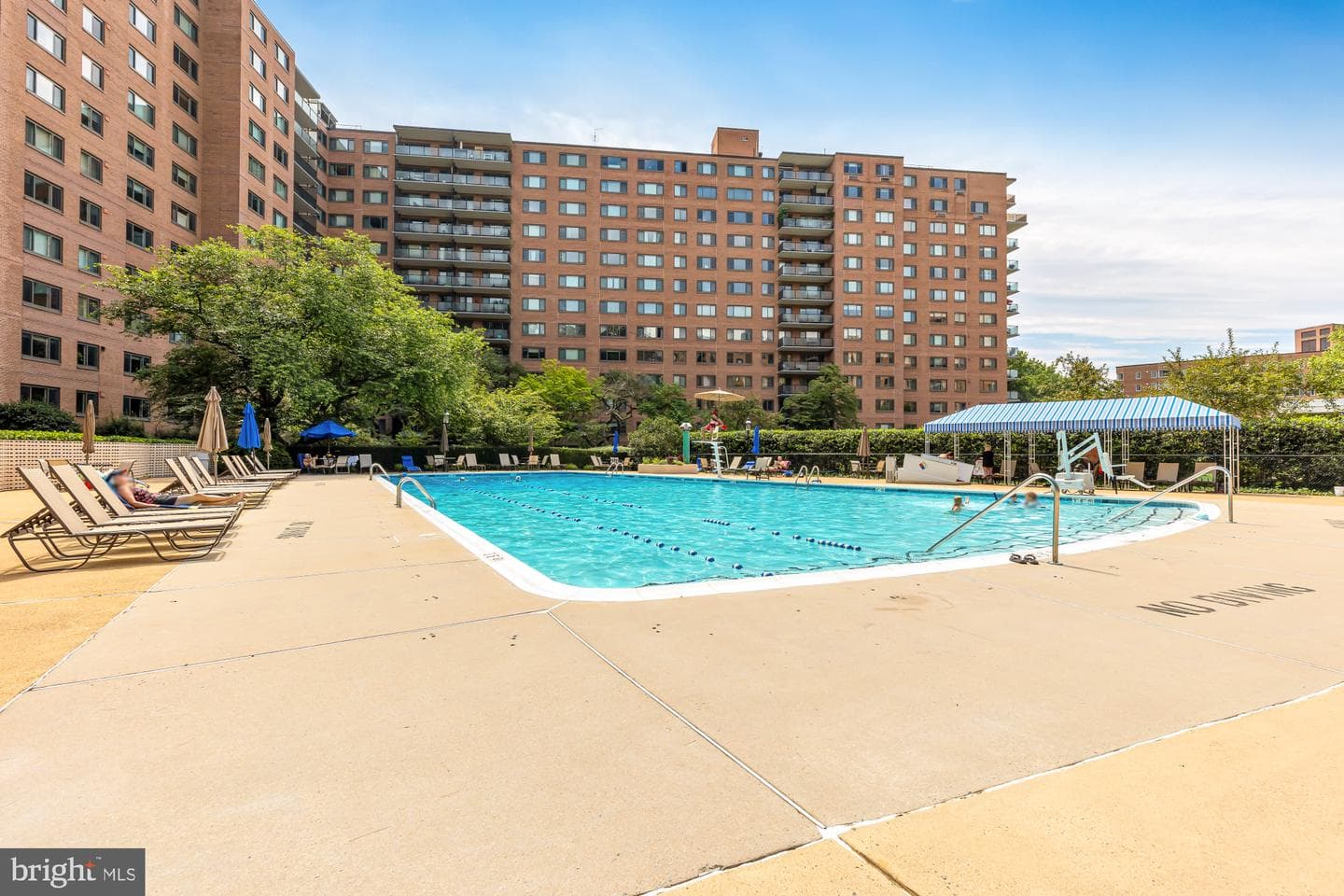 4201 Cathedral Avenue NW #1009e photo 36