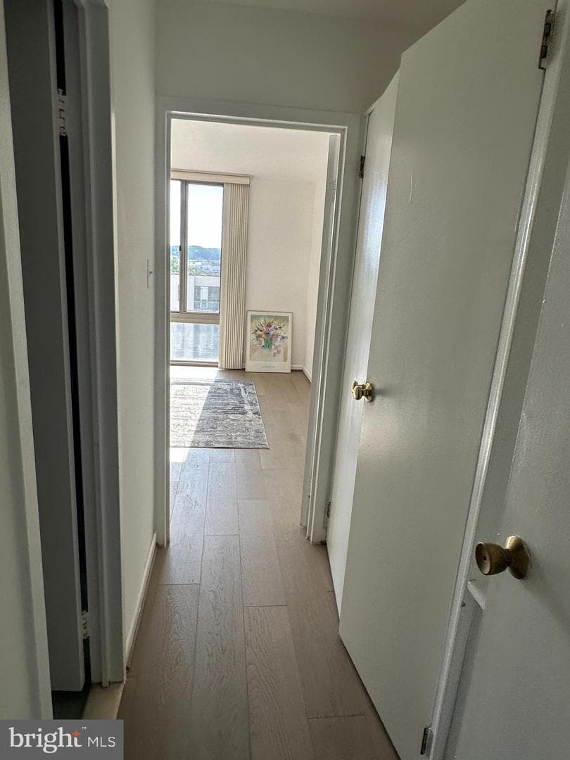 950 25th Street NW #721n photo 12