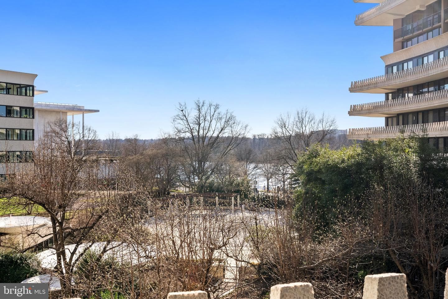 700 New Hampshire Avenue NW #421 photo 14
