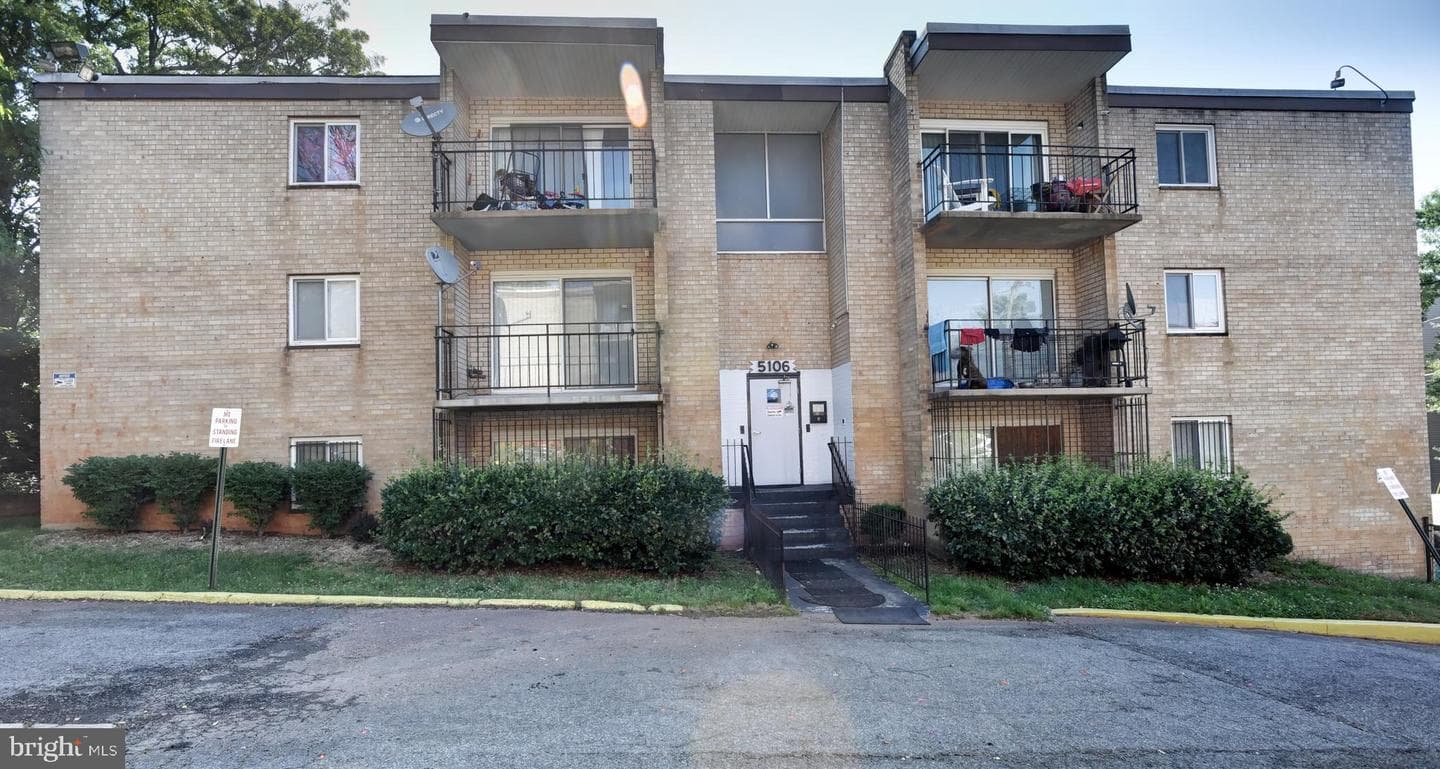 5106 F Street SE #8, Washington