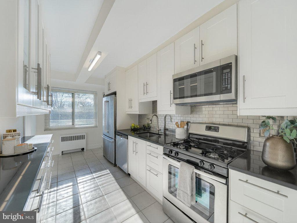 4201 Cathedral Avenue NW #905w photo 15