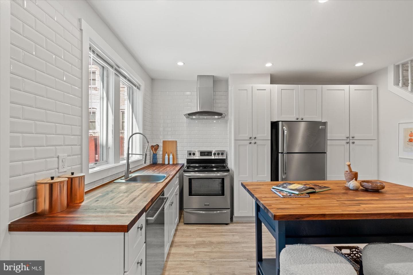 522 6th Street NE photo 10