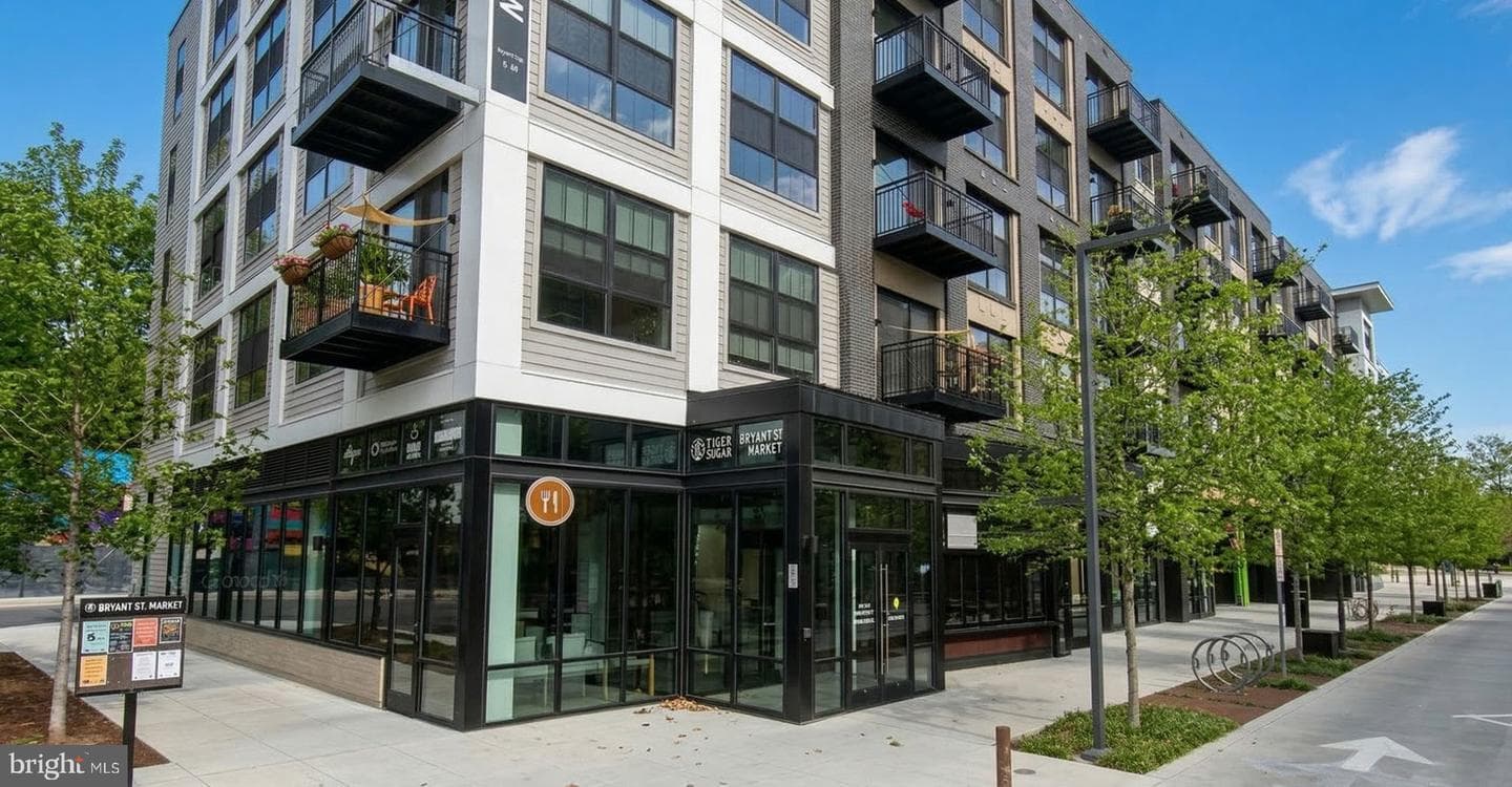 329 Rhode Island Avenue NE #203 photo 32