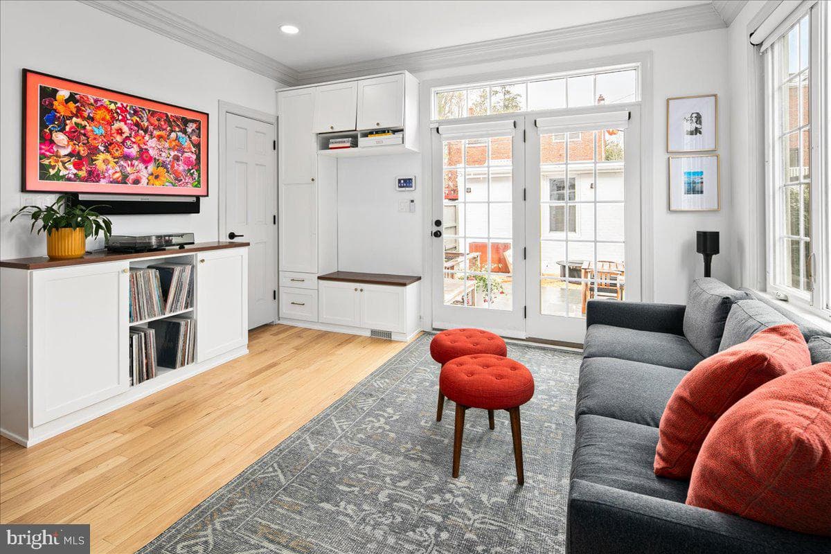 1509 Van Buren Street NW photo 22