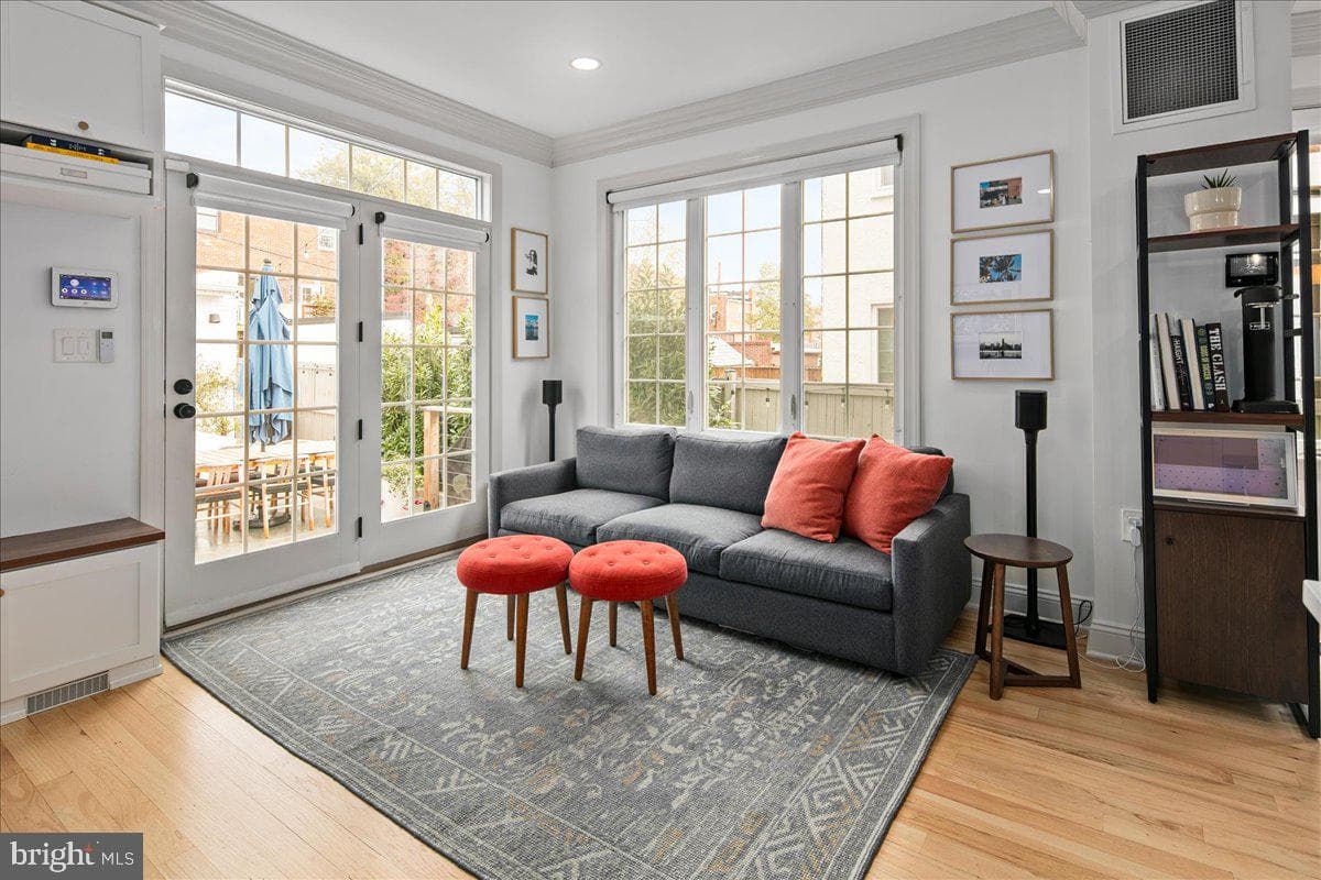 1509 Van Buren Street NW photo 23