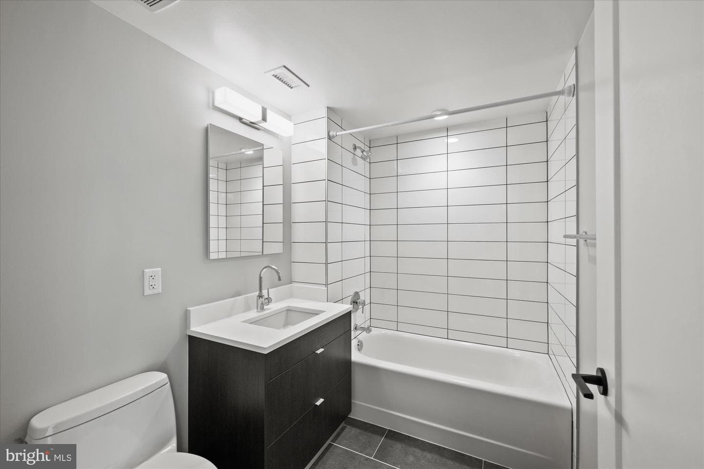 1300 4th Street SE #308 photo 10