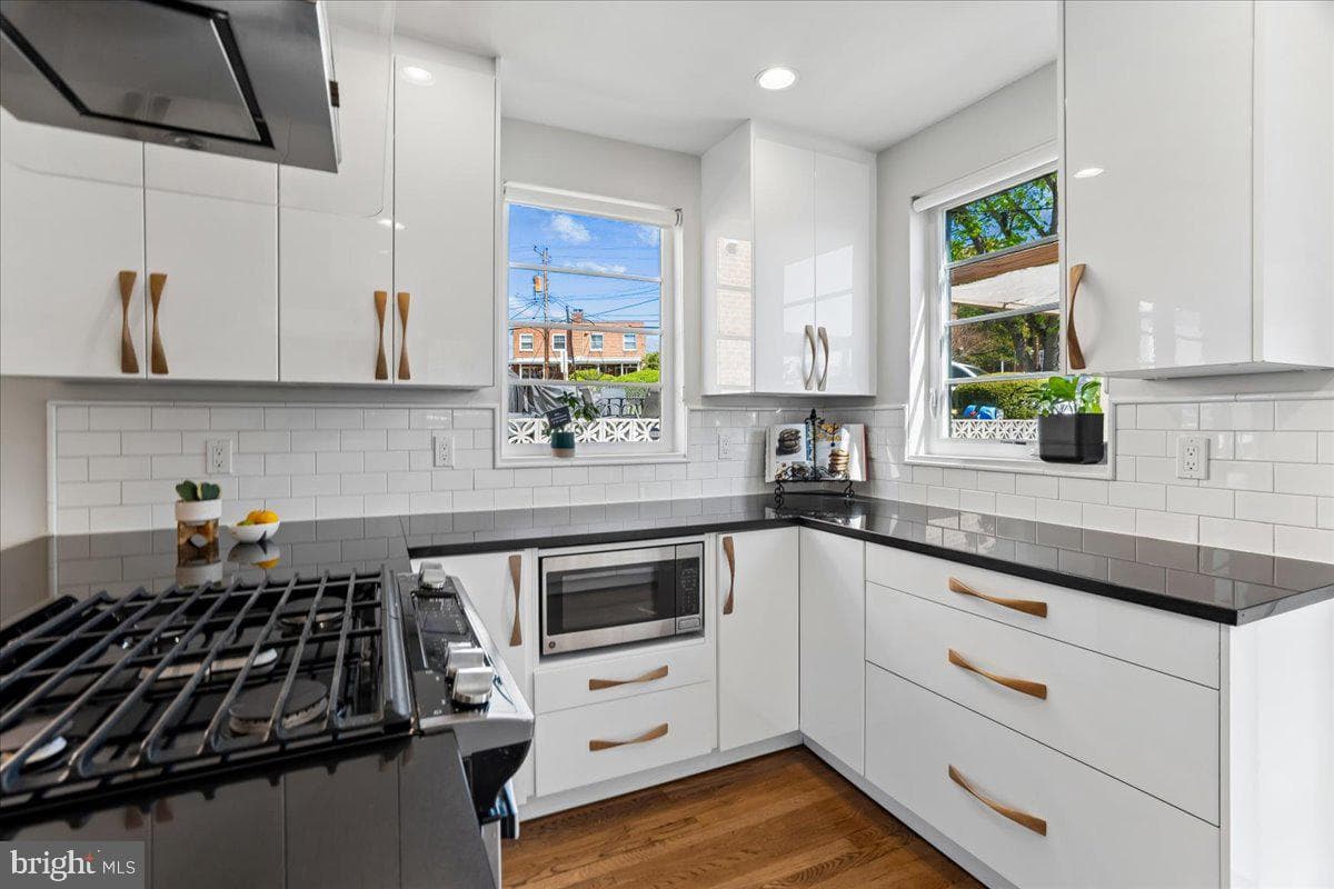 5153 8th Street NE photo 18