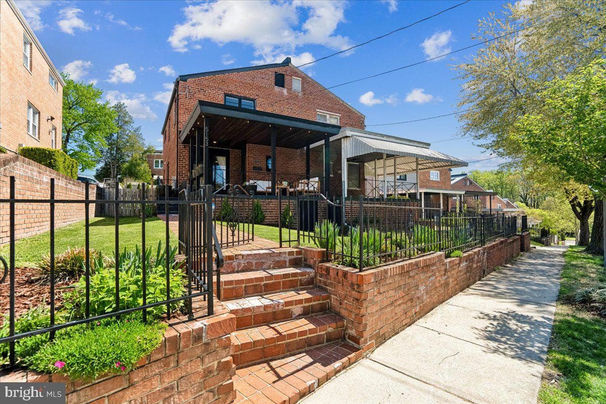 5153 8th Street NE photo 3