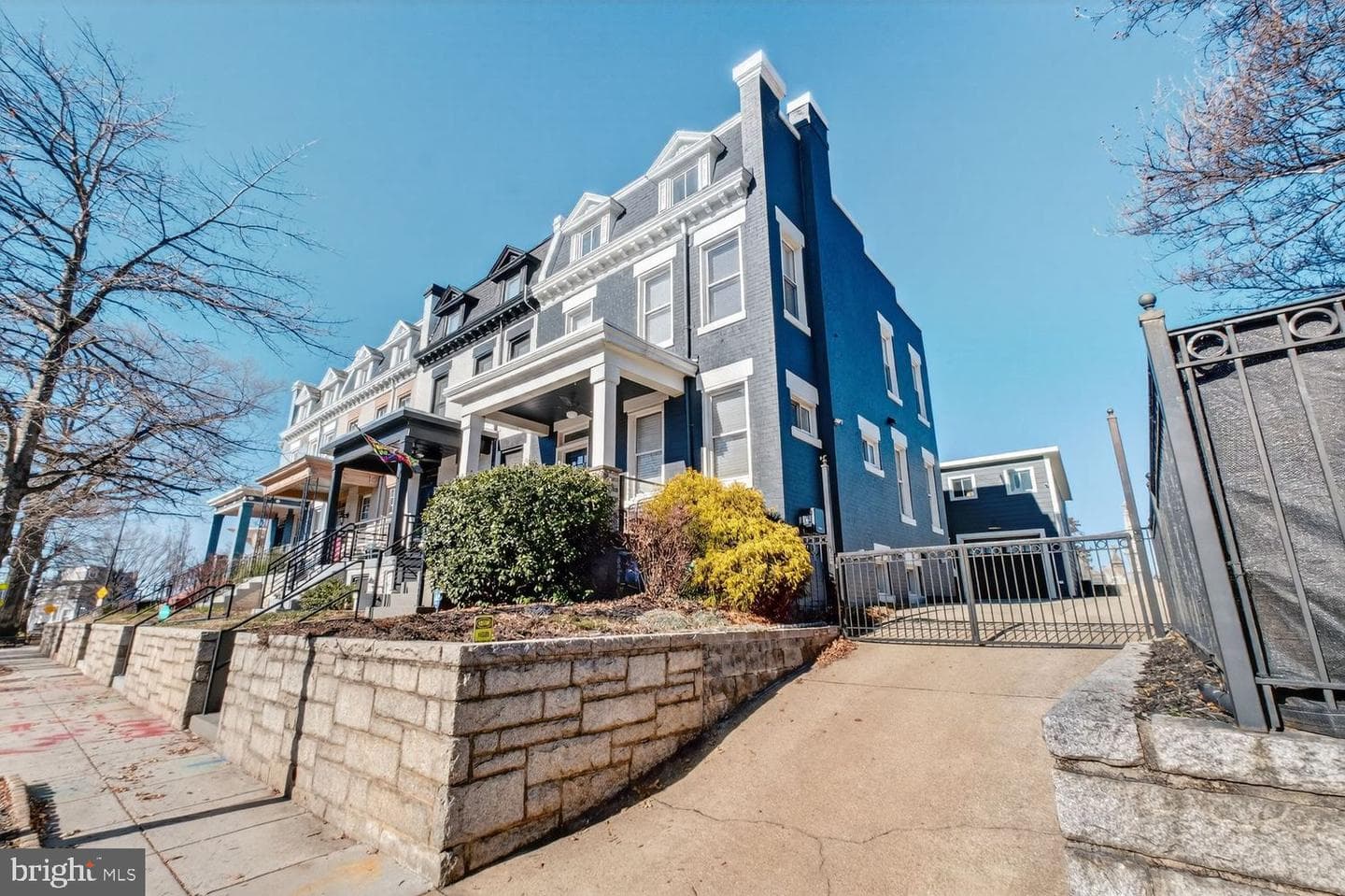136 Rhode Island Avenue NE photo 1
