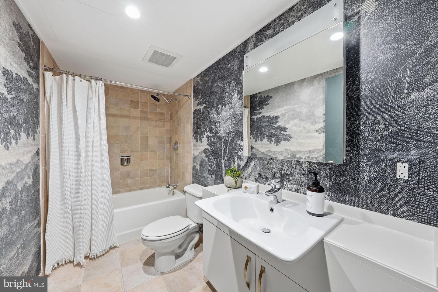 1401 Church Street NW #120 photo 17