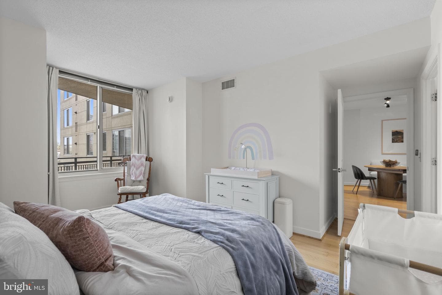 555 Massachusetts Avenue NW #616 photo 20