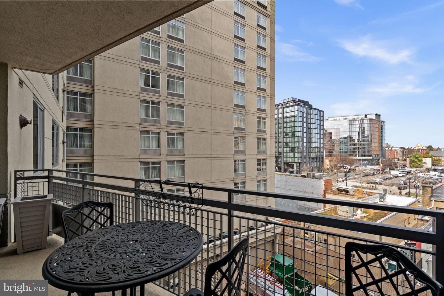 555 Massachusetts Avenue NW #616 photo 30
