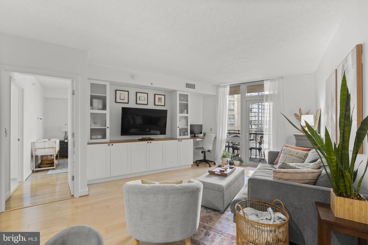 555 Massachusetts Avenue NW #616 photo 5