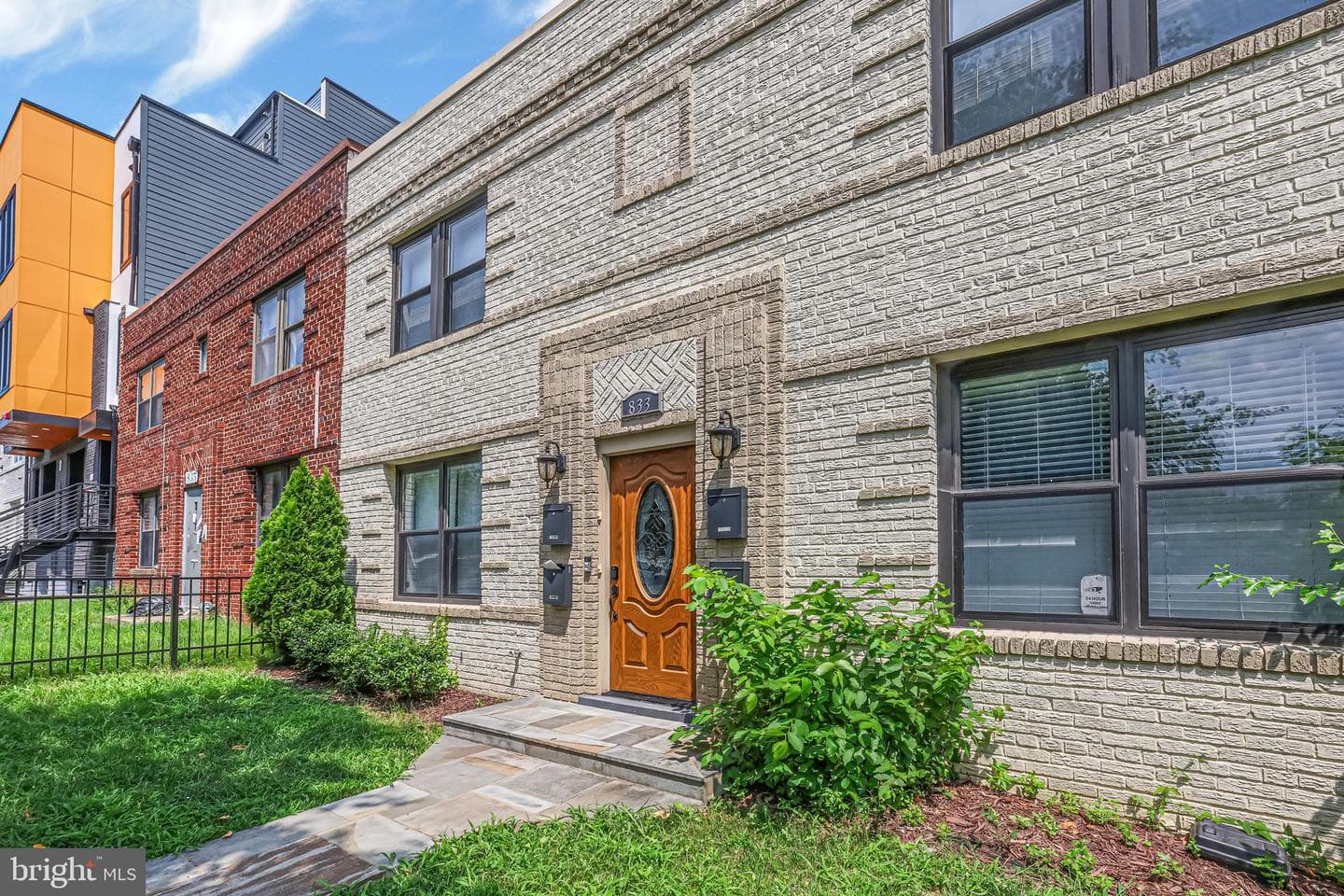 833 19th Street NE #1
