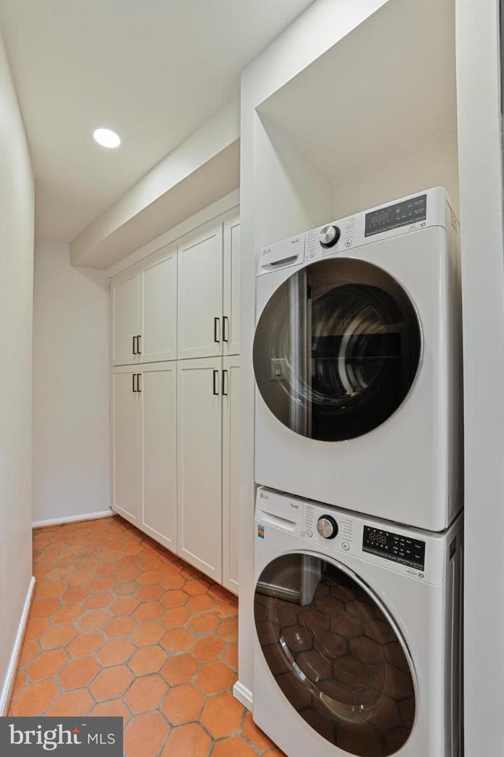 416 6th Street SE photo 24