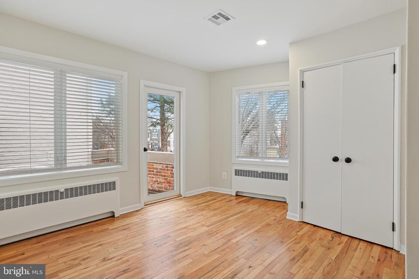 416 6th Street SE photo 39