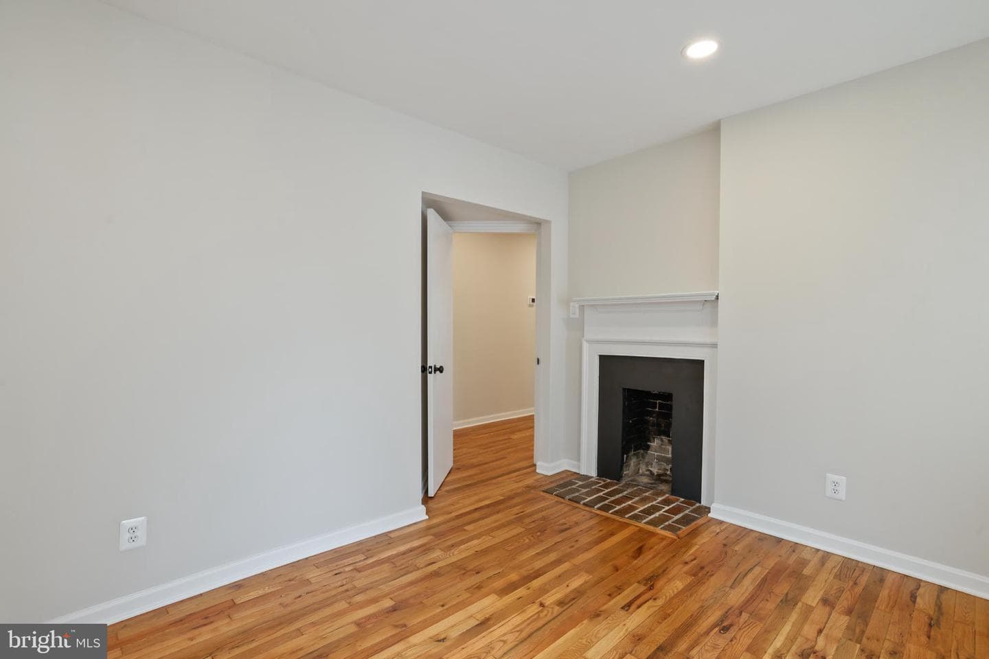 416 6th Street SE photo 40