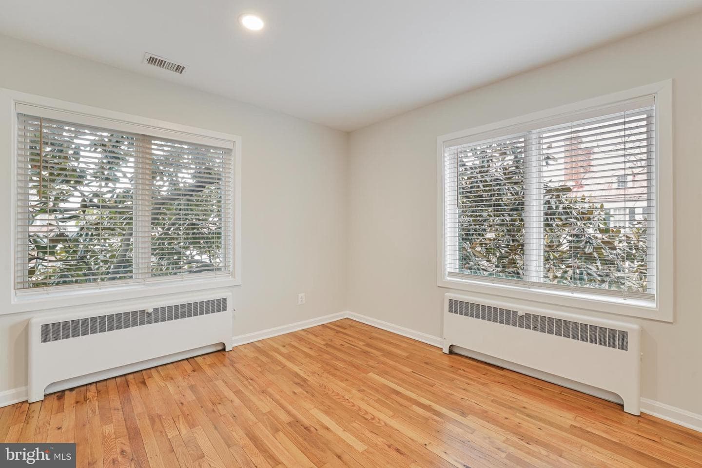 416 6th Street SE photo 41