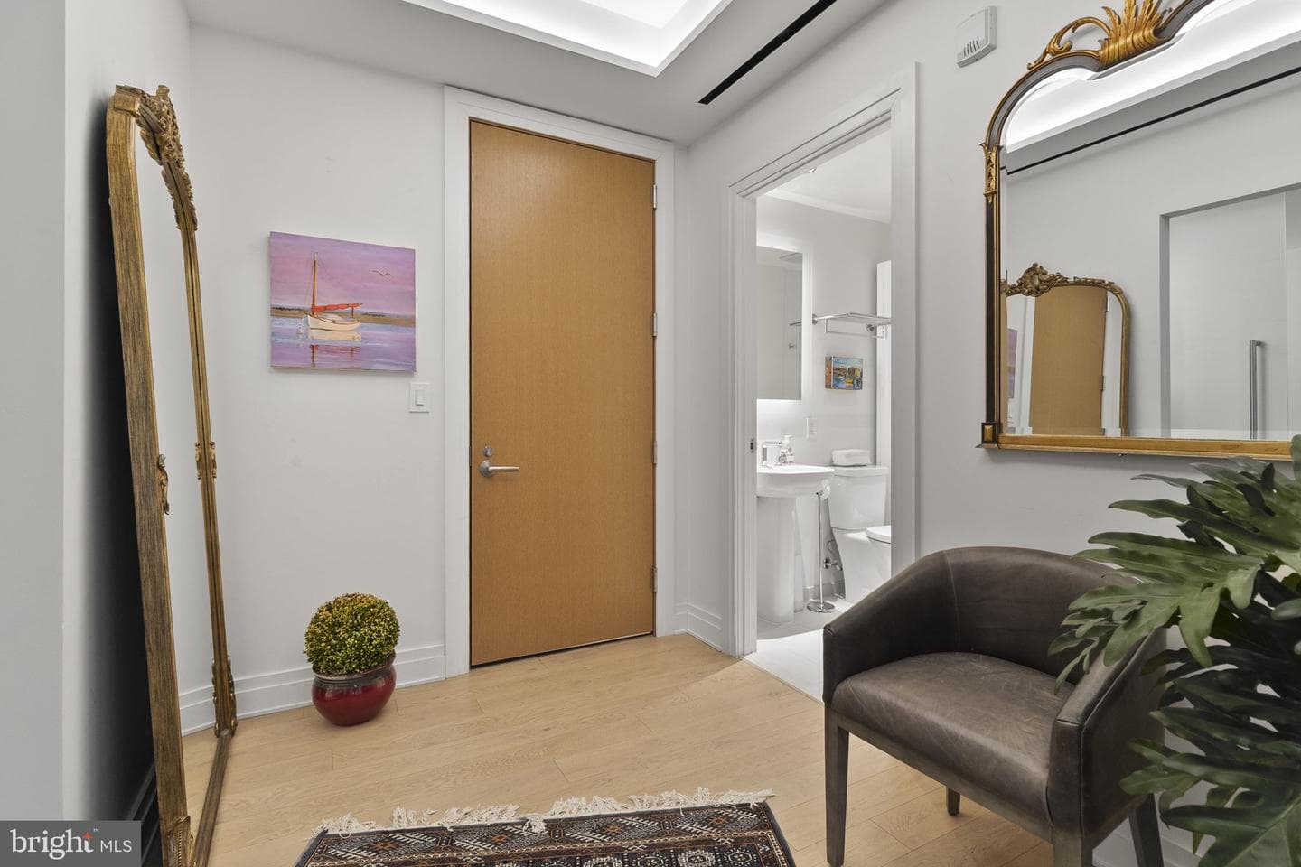 2501 M Street NW #205, Washington