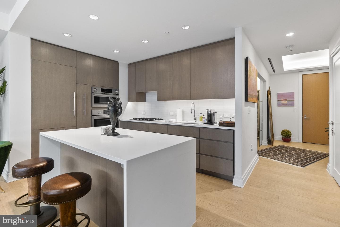 2501 M Street NW #205 photo 4