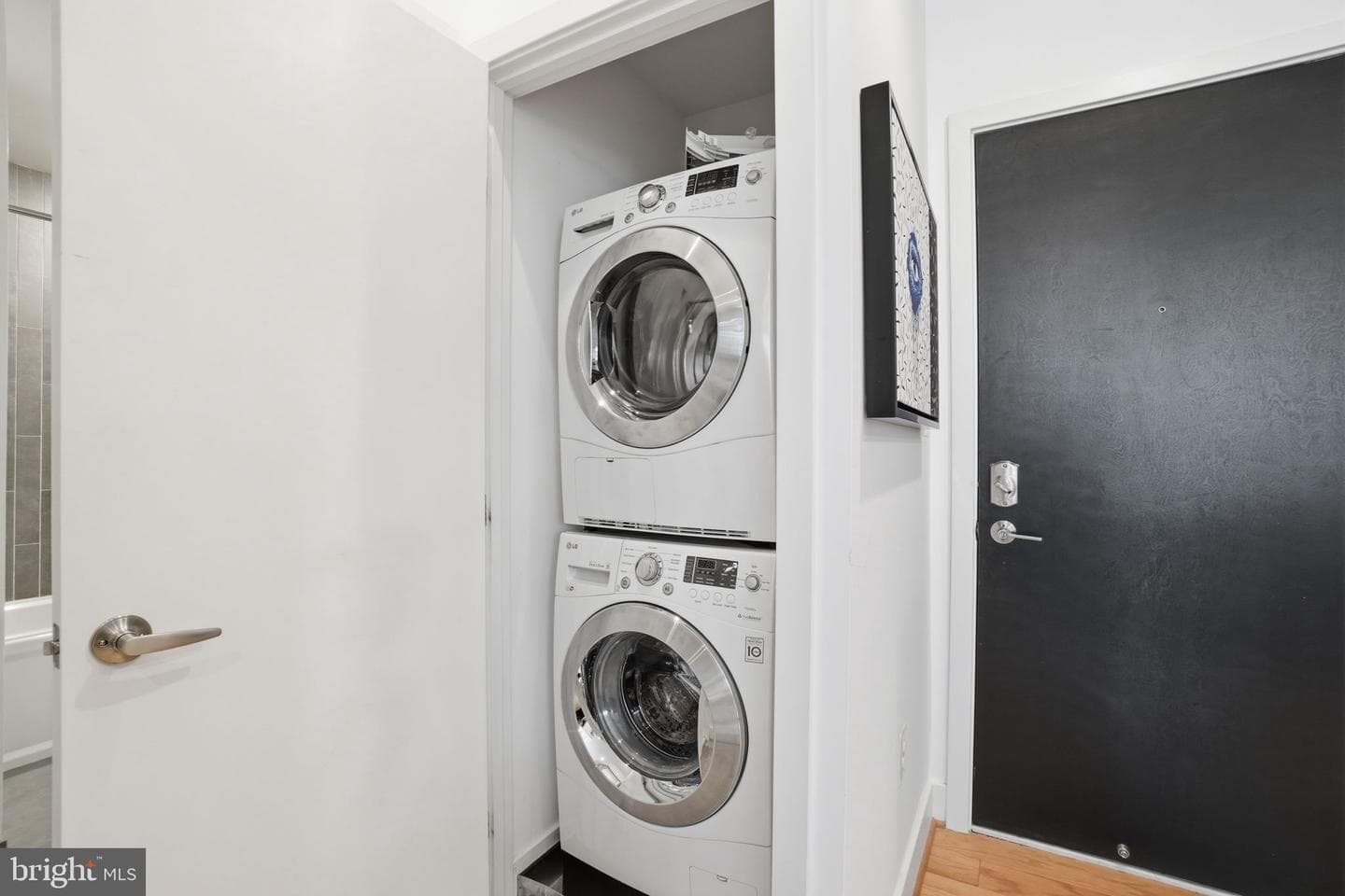 1443 Chapin Street NW #303 photo 22