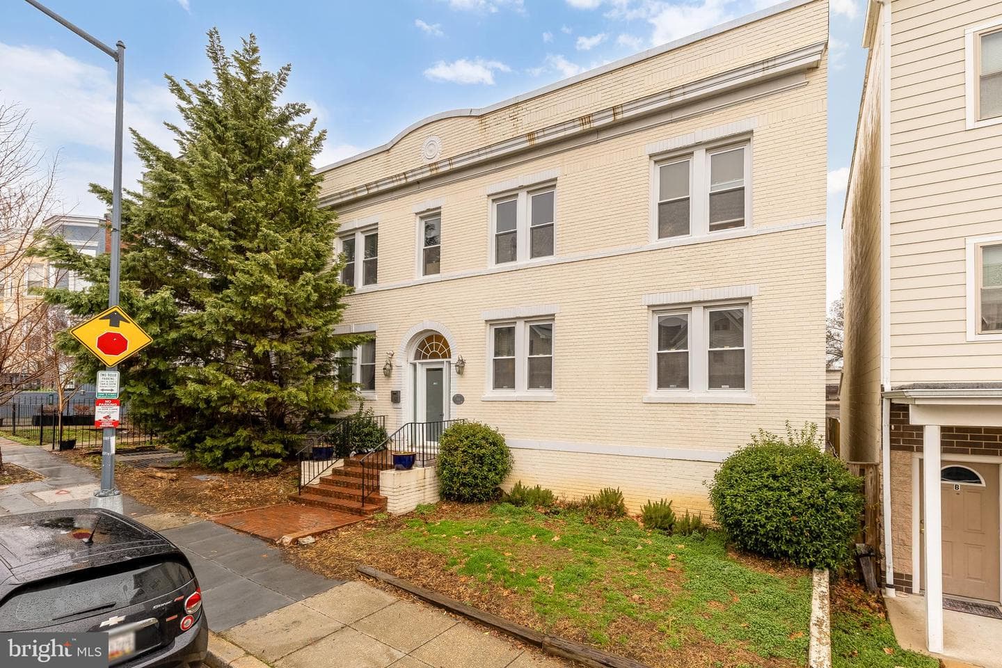 314 V Street NE #204 photo 18