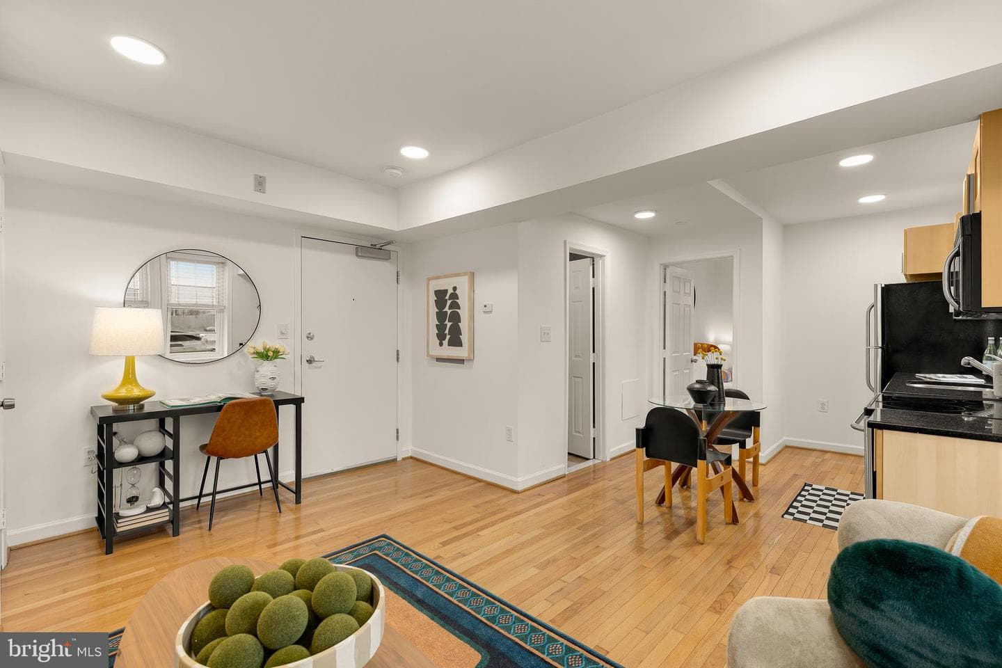 314 V Street NE #204 photo 3