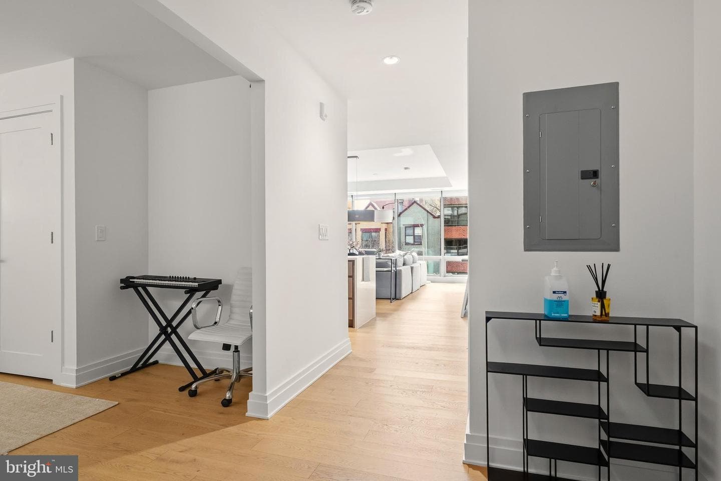 2501 M Street NW #306 photo 3