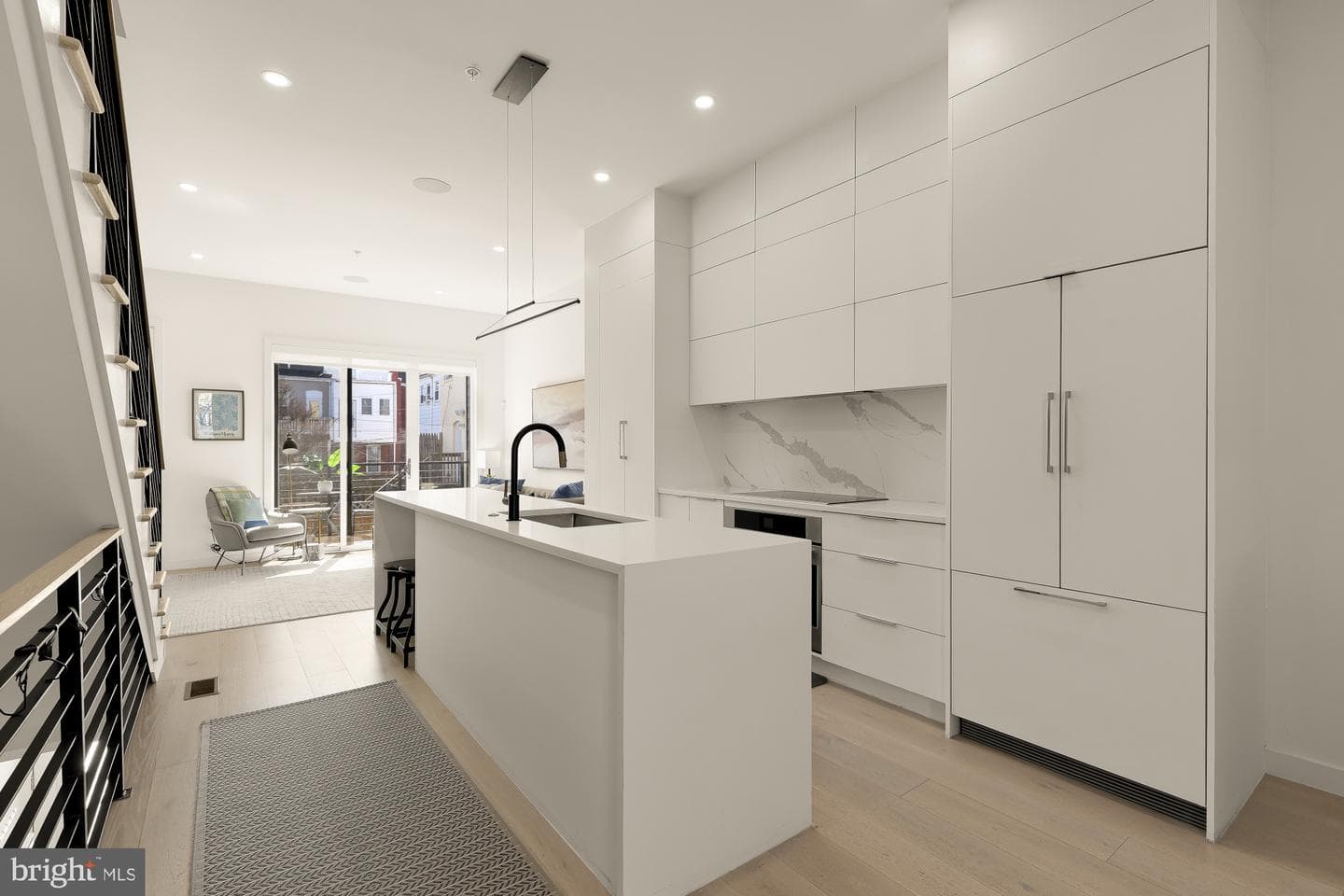 146 S Street NW #a photo 6
