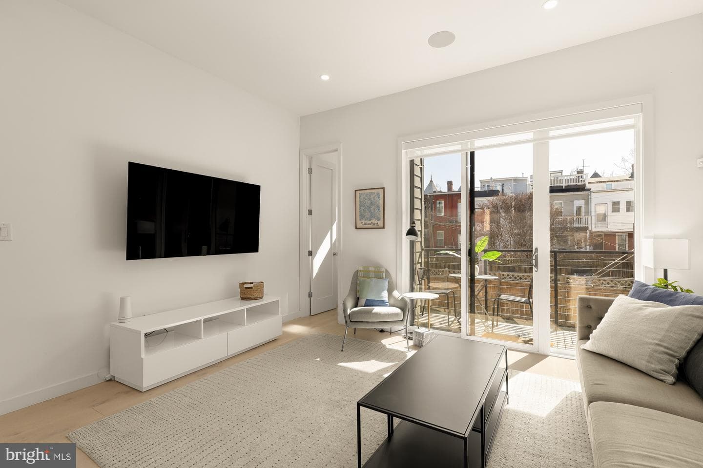 146 S Street NW #a photo 9