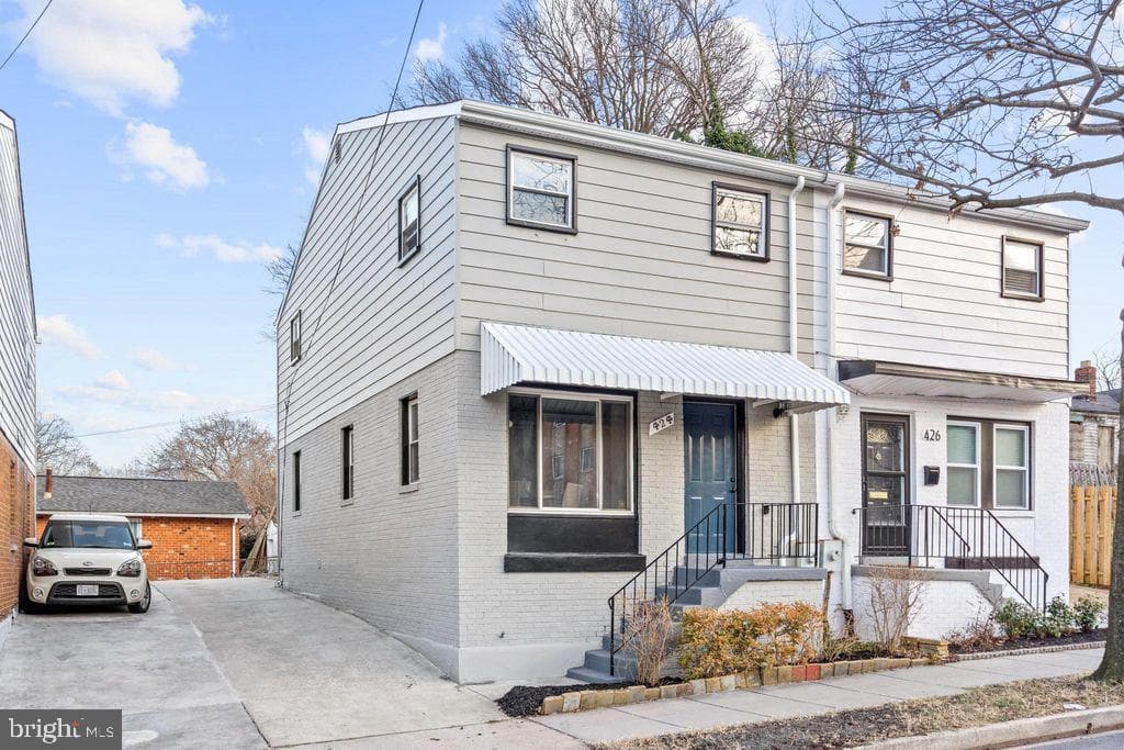 424 53rd Street SE, Washington