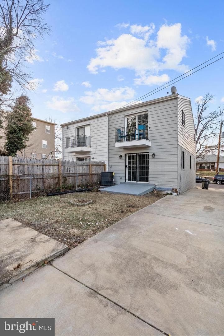 424 53rd Street SE photo 40