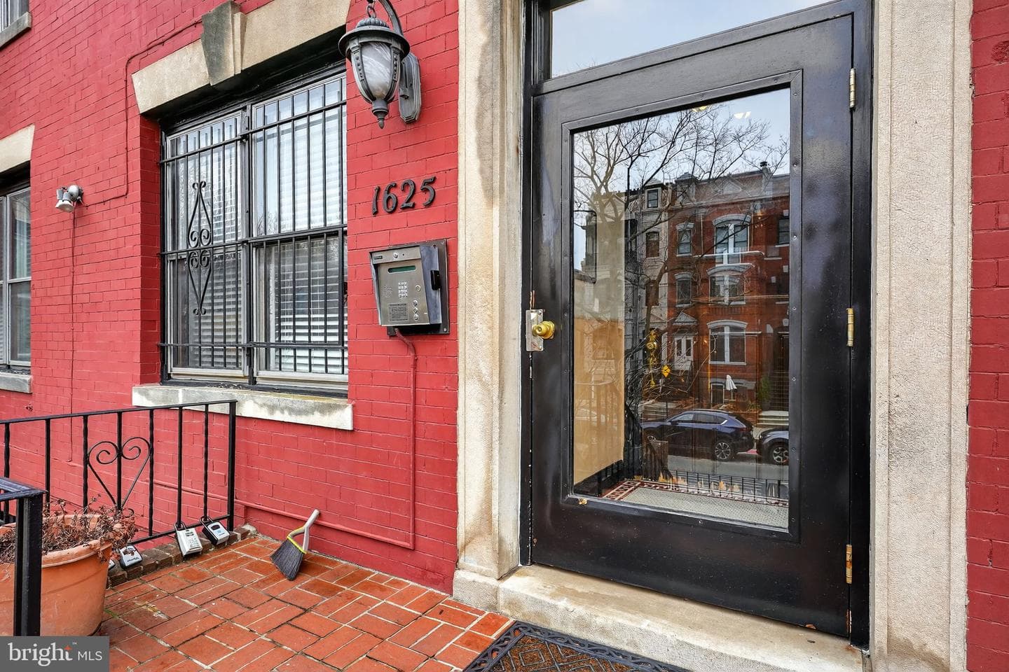 1625 15th Street NW #4 photo 4