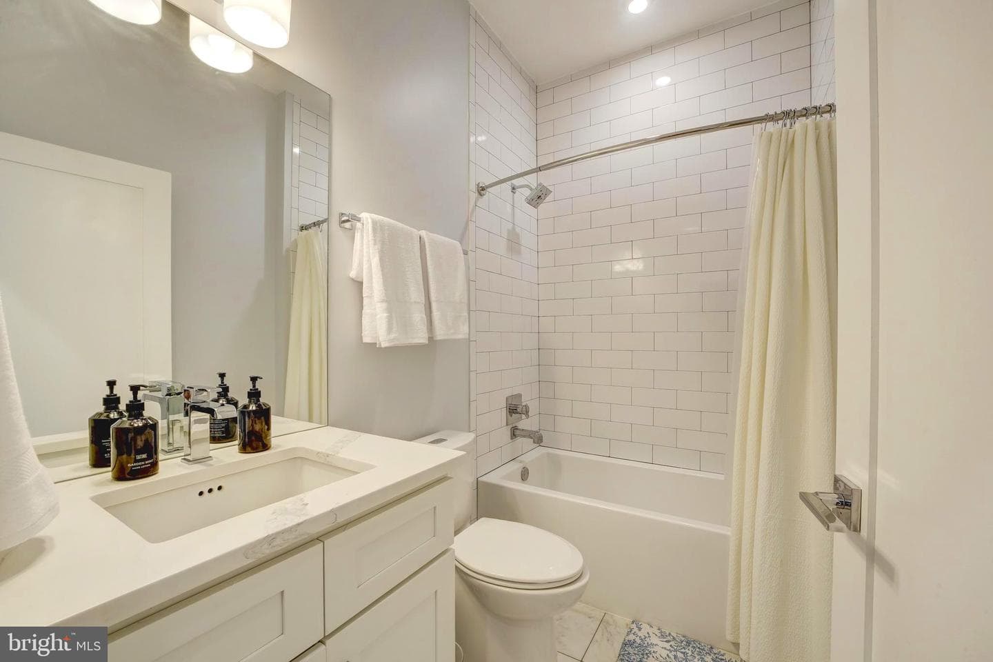 1514 K Street SE #2 photo 16