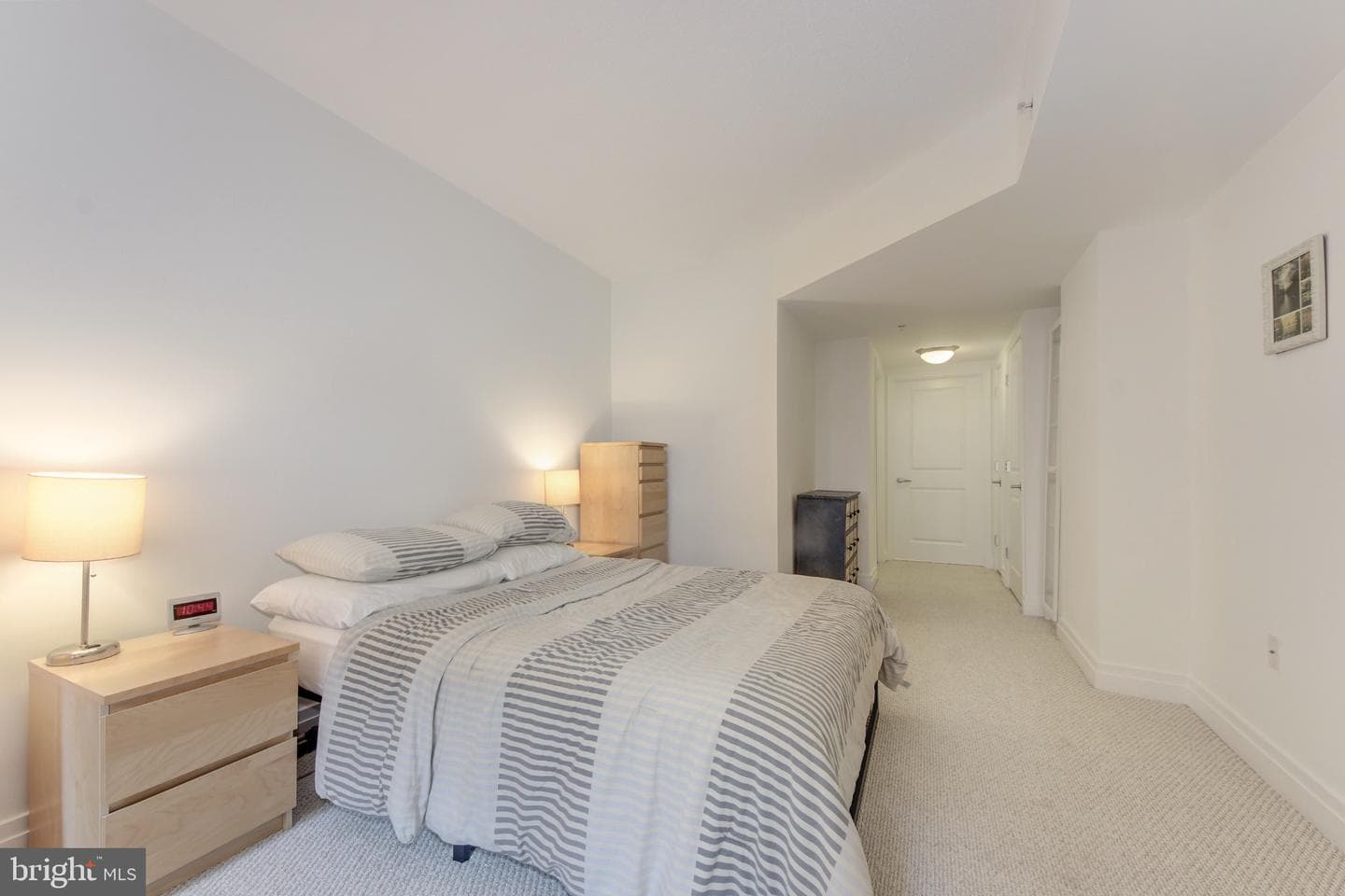 915 E Street NW #505 photo 14