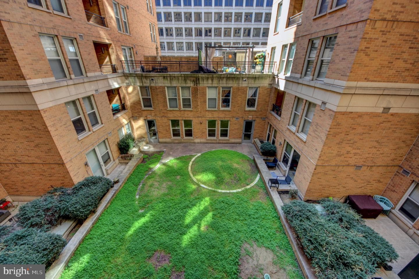 915 E Street NW #505 photo 22