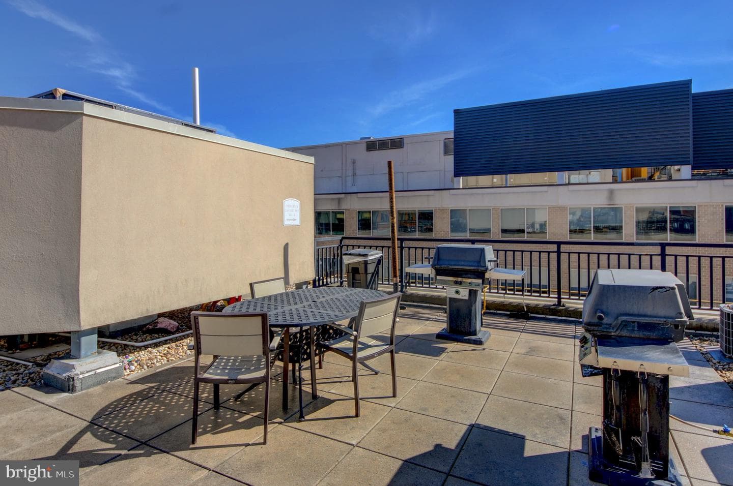 915 E Street NW #505 photo 24