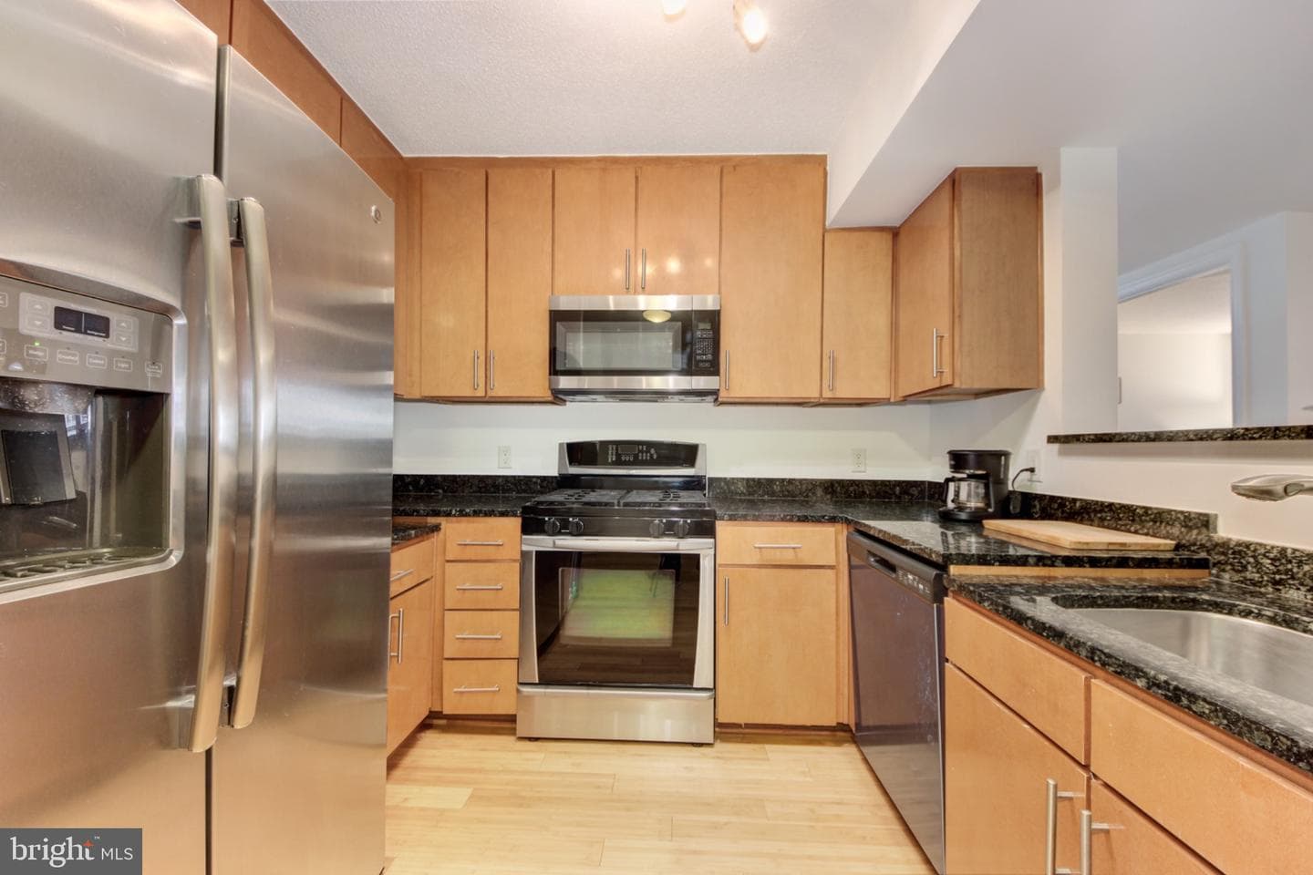 915 E Street NW #505 photo 5