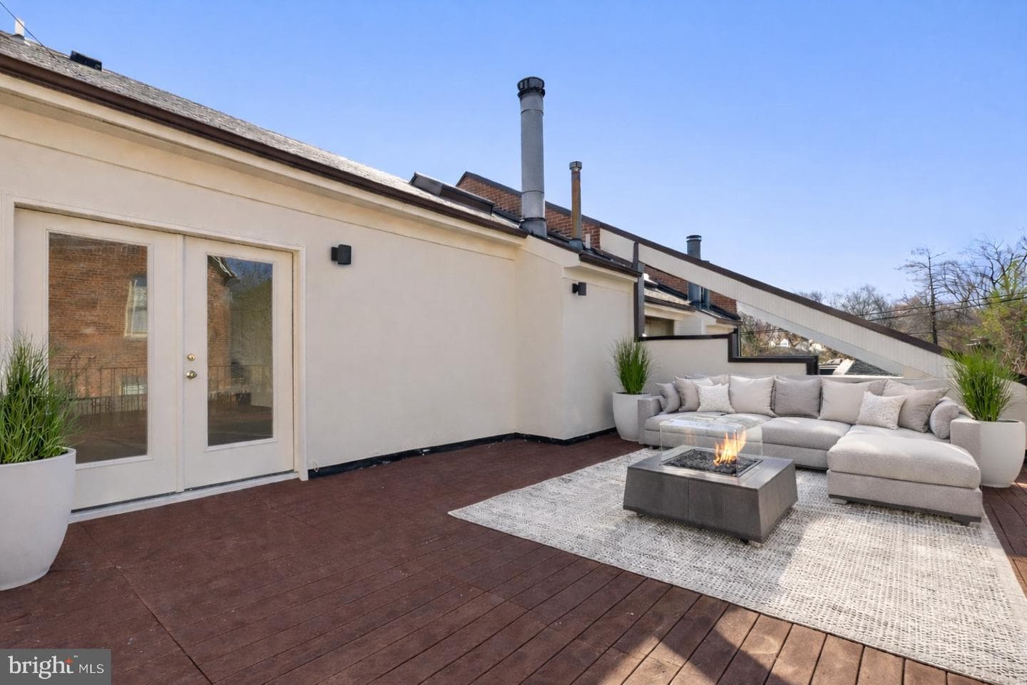 2122 Observatory Place NW photo 9